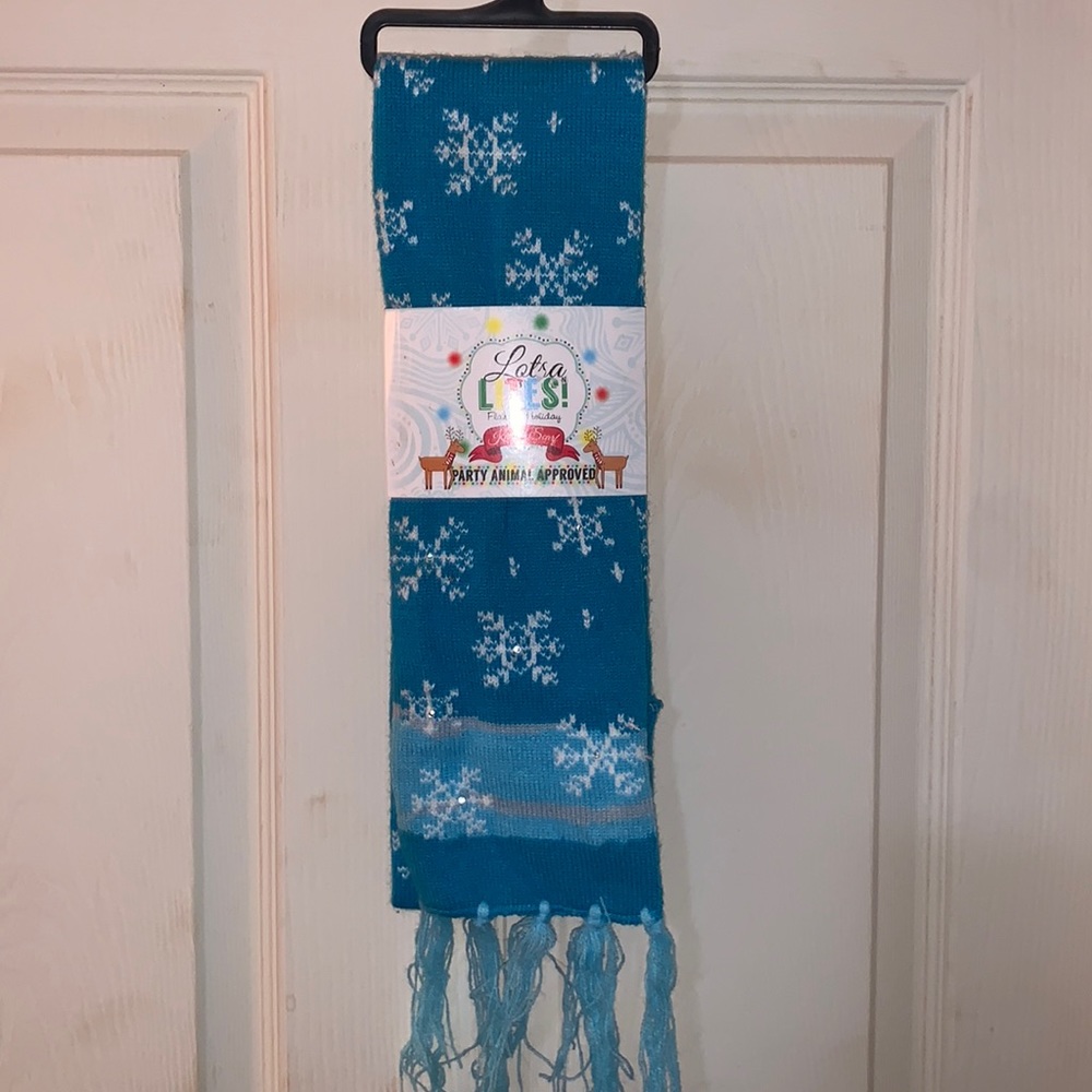 New Winter lite-up scarf